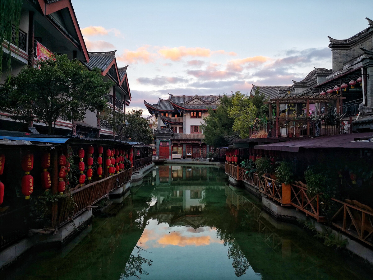 云南楚雄 彝人古鎮(zhèn) 晨景